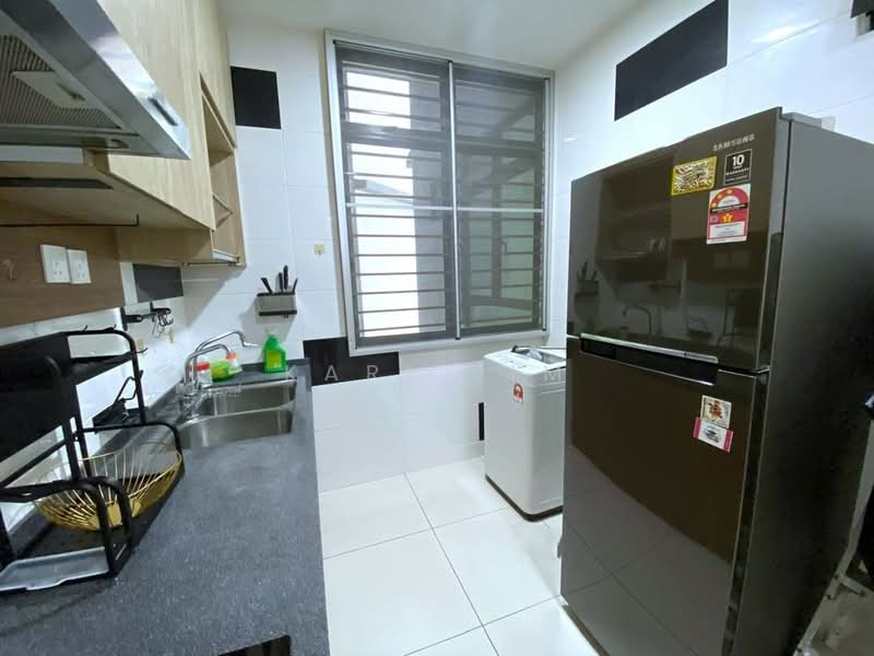 Service Residence for Sale at D'Summit Residences - Karl Lim - Kitchen - PropertyGuru.com.my
