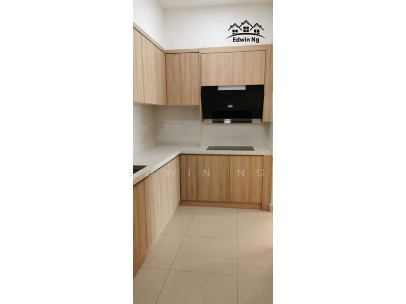 Kondominium untuk Dijual di One Foresta - Edwin Ng - Kitchen - PropertyGuru.com.my