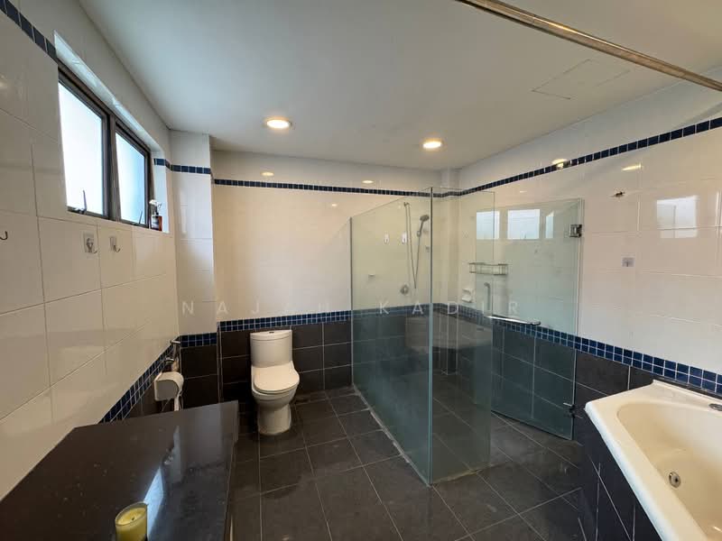 Bungalow for Sale in Ampang (Selangor) - Najah Kadir - Bathroom - PropertyGuru.com.my