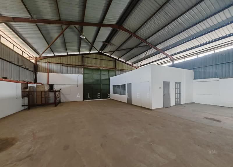 Warehouse for Rent in Shah Alam (Selangor) - Alex Lee - Interior - PropertyGuru.com.my