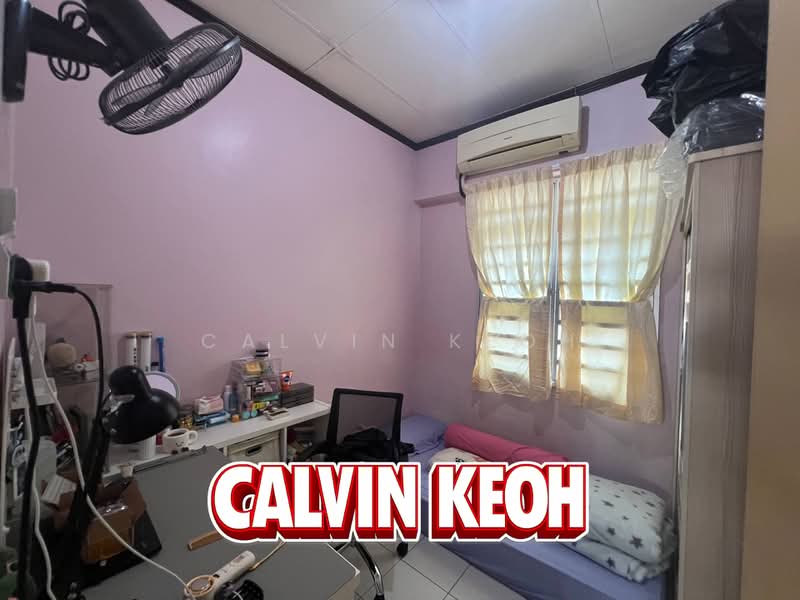 Pangsapuri untuk Dijual di Sri Aman Block C (Sri Aman Block 1 & 3) - Calvin Keoh - Bedroom - PropertyGuru.com.my