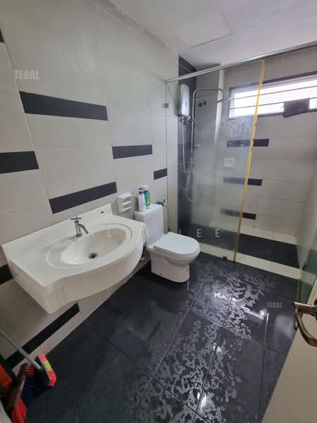 Terraced House for Sale in Bandar Puteri Klang (Klang) - Alex Lee - Bathroom - PropertyGuru.com.my