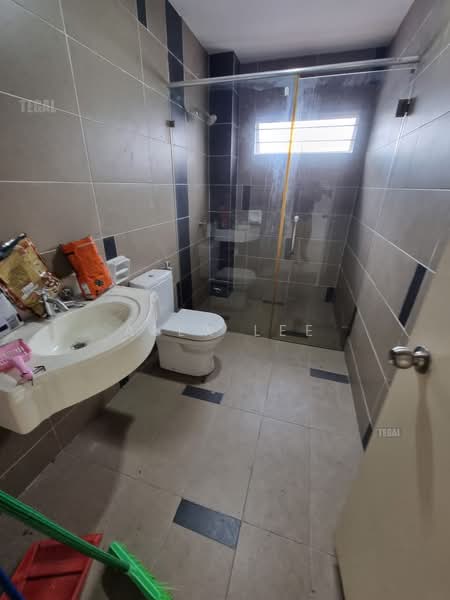 Terraced House for Sale in Bandar Puteri Klang (Klang) - Alex Lee - Bathroom - PropertyGuru.com.my
