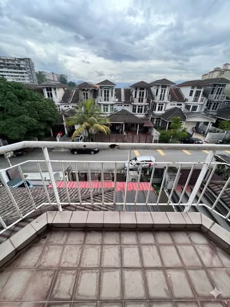2.5-storey Terraced House for Sale in Ampang Jaya (Ampang) - Wincent Chuah - PropertyGuru.com.my