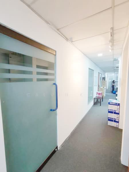Kedai / Pejabat untuk Dijual di Bandar Menjalara (Kuala Lumpur) - Calvin Kok - Corridor - PropertyGuru.com.my