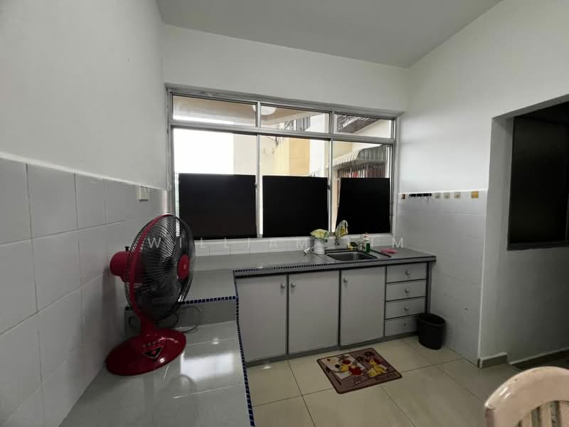 Apartment for Rent at Marina Tower - William Lim - Kitchen - PropertyGuru.com.my
