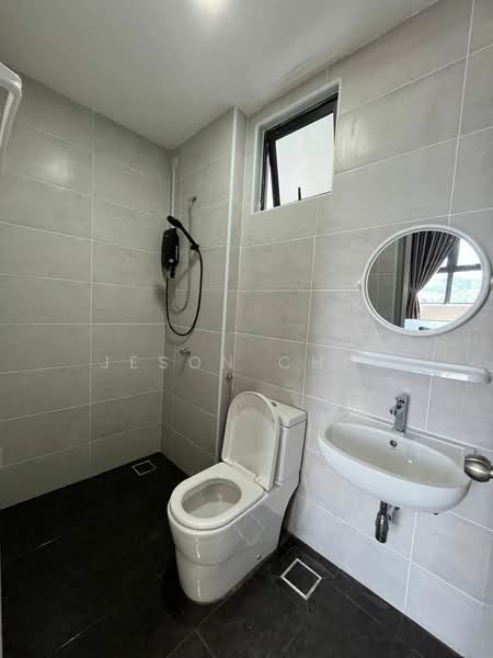 Servis Apartment untuk Dijual di B11 Parkland Residence - Jeson Chia - Bathroom - PropertyGuru.com.my