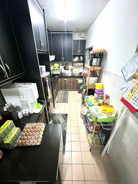 Condominium for Sale at Indah Condominium - Edwin Wong - Kitchen - PropertyGuru.com.my