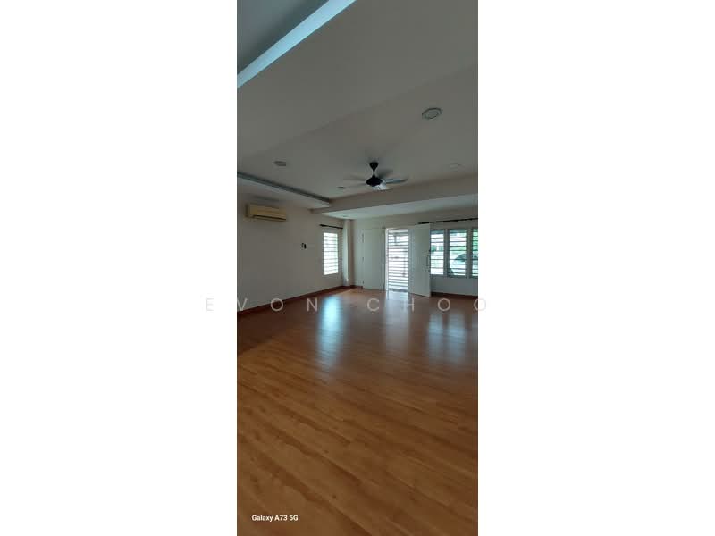 Semi-Detached House for Sale in Taman Puncak Jalil (Seri Kembangan) - Evon Choo - Living Room - PropertyGuru.com.my