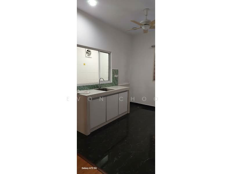 Semi-Detached House for Sale in Taman Puncak Jalil (Seri Kembangan) - Evon Choo - Kitchen - PropertyGuru.com.my