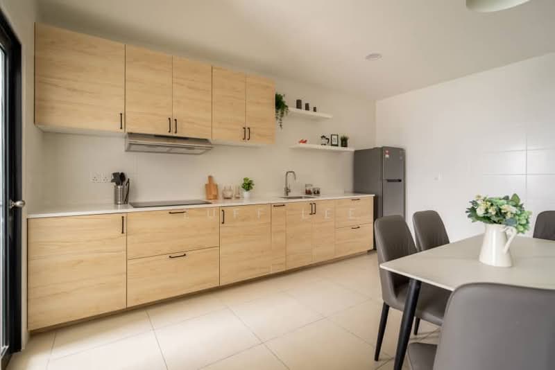 Servis Apartment untuk Dijual di Reizz Residence - Luff Lee - Kitchen - PropertyGuru.com.my