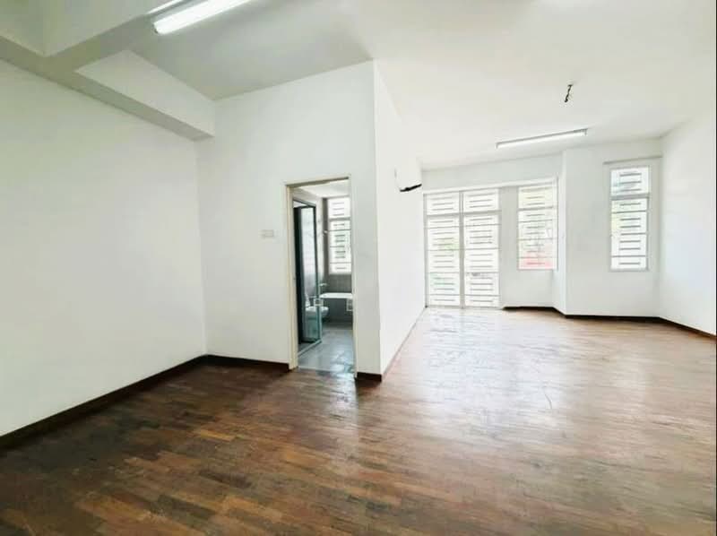 Rumah Teres 3 Tingkat untuk Dijual di Jelutong (Penang) - Pei Pei Lee - Interior - PropertyGuru.com.my