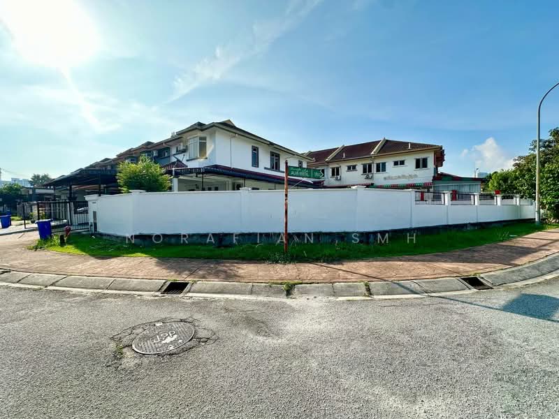2-storey Terraced House for Sale in Shah Alam (Selangor) - Norafian SMH - Exterior - PropertyGuru.com.my