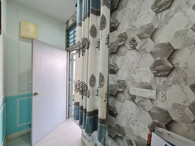 Townhouse for Sale in Kuala Selangor (Selangor) - Syukor Hartanah - Entrance - PropertyGuru.com.my