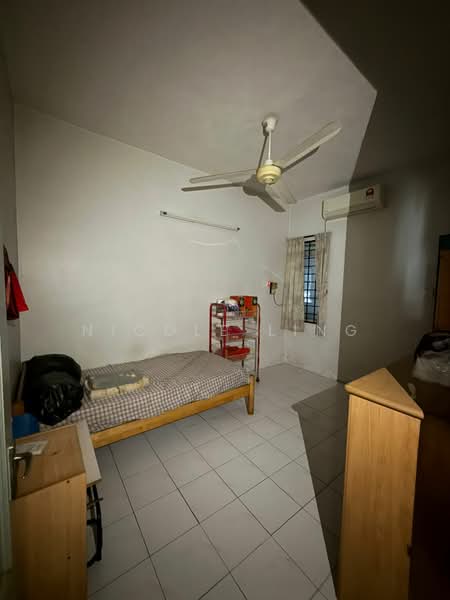 2-storey Terraced House for Sale in Taman Sppk (Ipoh) - Nicole Ling - Bedroom - PropertyGuru.com.my