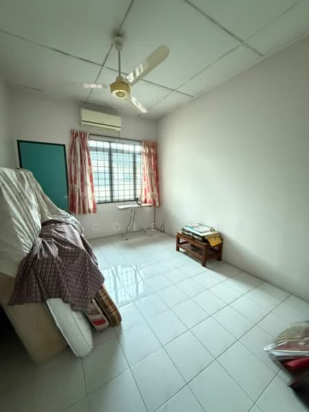 2-storey Terraced House for Sale in Taman Sppk (Ipoh) - Nicole Ling - Bedroom - PropertyGuru.com.my