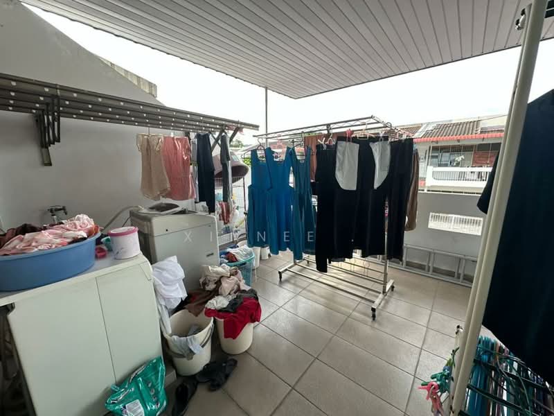 2-storey Terraced House for Sale in Taman Pekaka (Sungai Dua) - Xinnee . - Balcony - PropertyGuru.com.my