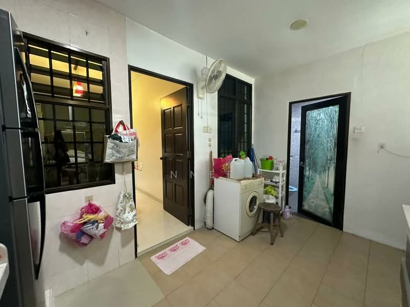 2-storey Terraced House for Sale in Taman Pekaka (Sungai Dua) - Xinnee . - Interior - PropertyGuru.com.my