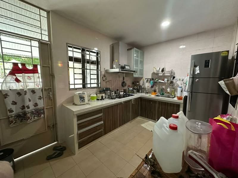 2-storey Terraced House for Sale in Taman Pekaka (Sungai Dua) - Xinnee . - Kitchen - PropertyGuru.com.my