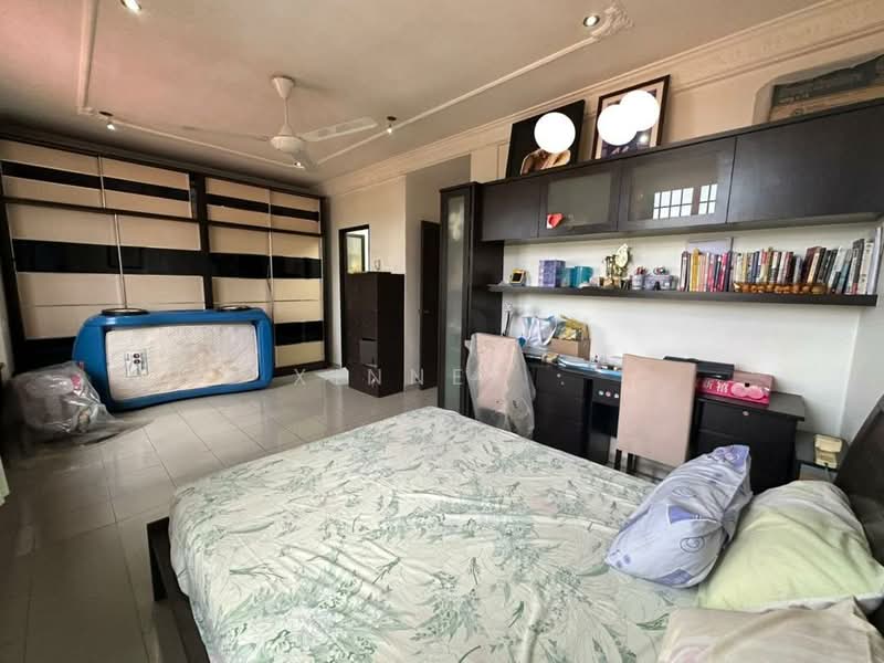 2-storey Terraced House for Sale in Taman Pekaka (Sungai Dua) - Xinnee . - Bedroom - PropertyGuru.com.my