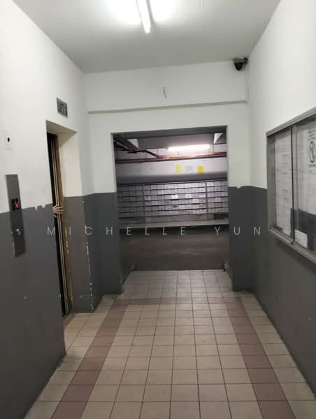 Apartment for Sale at Greenview Apartment - Michelle Yun - Corridor - PropertyGuru.com.my