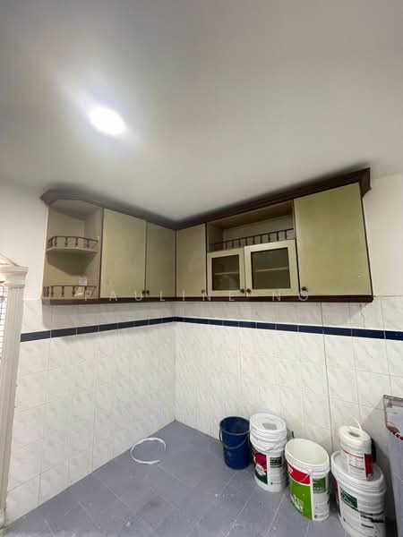 1-storey Terraced House for Sale in Taman Universiti (Skudai) - Pauline Ng - Kitchen - PropertyGuru.com.my