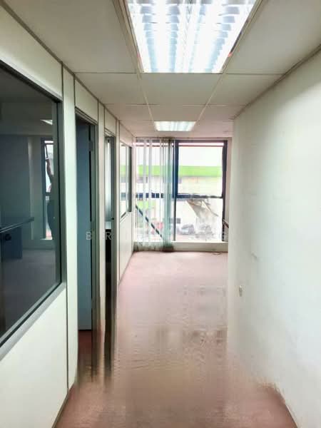 Hotel / Resort for Sale in Shah Alam (Selangor) - Brian Ng - Corridor - PropertyGuru.com.my