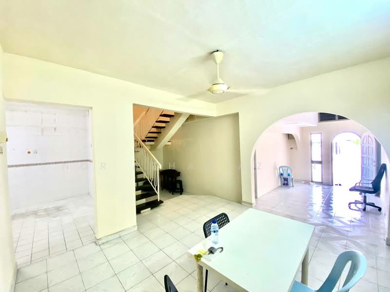 Rumah Teres 2 Tingkat untuk Dijual di Damansara Jaya (Petaling Jaya) - Nor Azhar Azlan - Interior - PropertyGuru.com.my