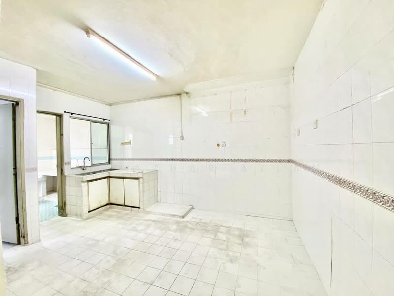 Rumah Teres 2 Tingkat untuk Dijual di Damansara Jaya (Petaling Jaya) - Nor Azhar Azlan - Kitchen - PropertyGuru.com.my