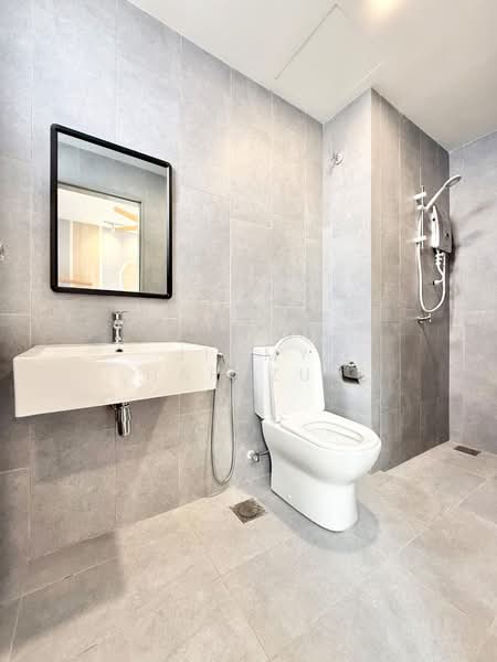 Servis Apartment untuk Disewa di M Vertica - Jimmy Haryzul - Bathroom - PropertyGuru.com.my