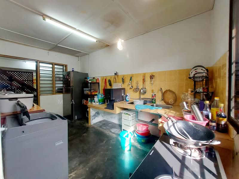2-storey Terraced House for Sale in Taman Tambun (Ipoh) - Marcus Seng - Kitchen - PropertyGuru.com.my