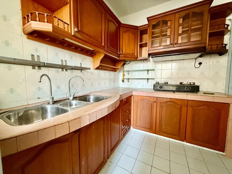 Apartment for Sale at Pangsapuri Mawar Sari - Azli Ibrahim - Kitchen - PropertyGuru.com.my