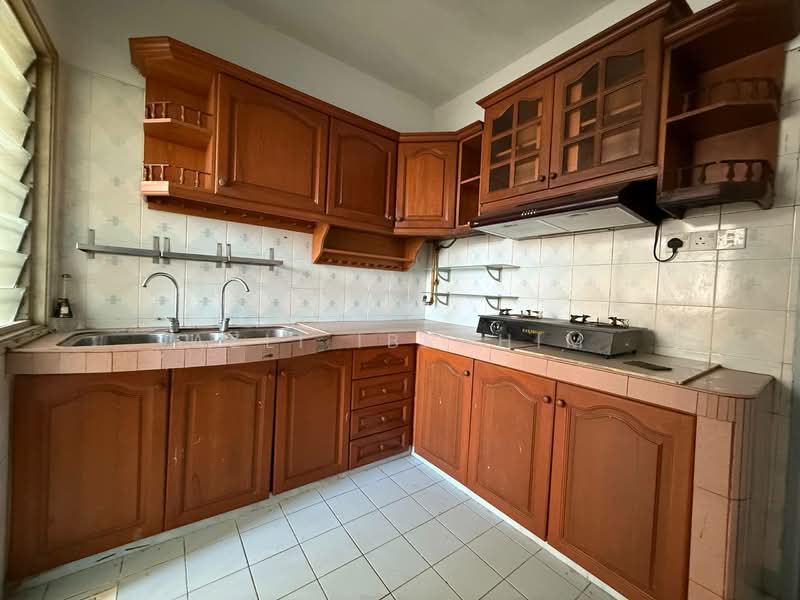Apartment for Sale at Pangsapuri Mawar Sari - Azli Ibrahim - Kitchen - PropertyGuru.com.my