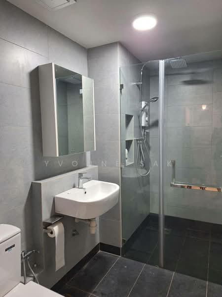 Service Residence for Rent at Jesselton Quay CityPads - Yvonne Sak - Bathroom - PropertyGuru.com.my