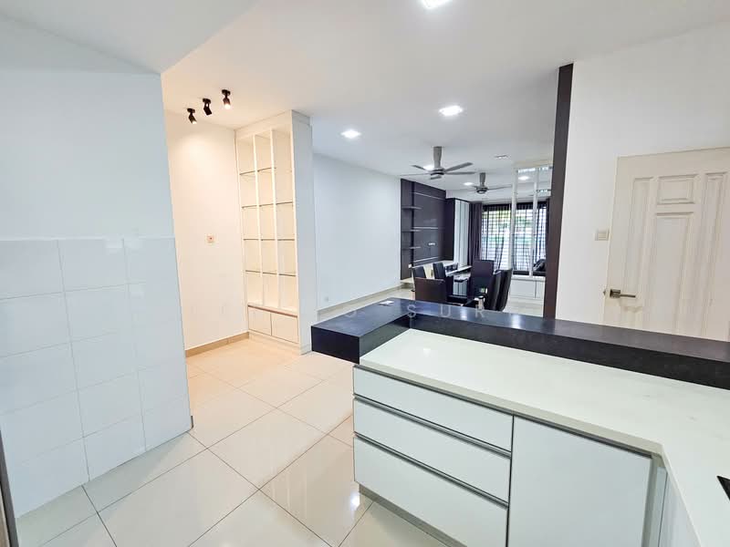 Kondominium untuk Dijual di Subang Parkhomes - Lee Jo Surf - Living Room - PropertyGuru.com.my