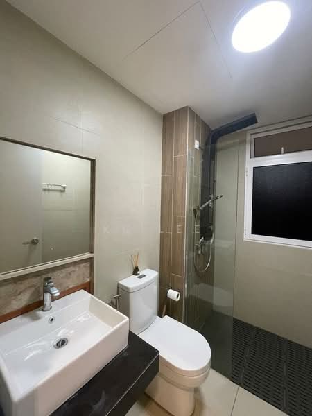 Servis Apartment untuk Disewa di RYAN & MIHO - KC Lee - Bathroom - PropertyGuru.com.my