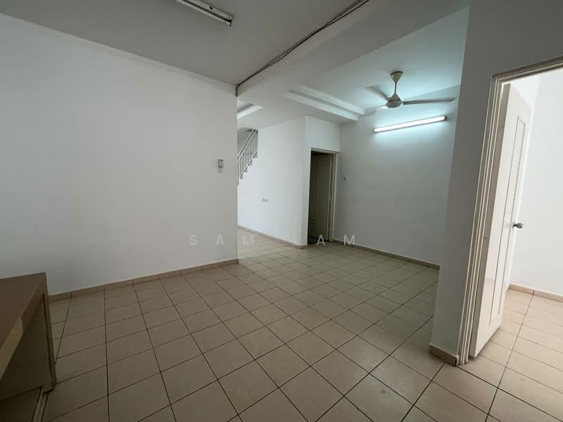 2-storey Terraced House for Sale in Ipoh (Perak) - Sam Lam - Living Room - PropertyGuru.com.my