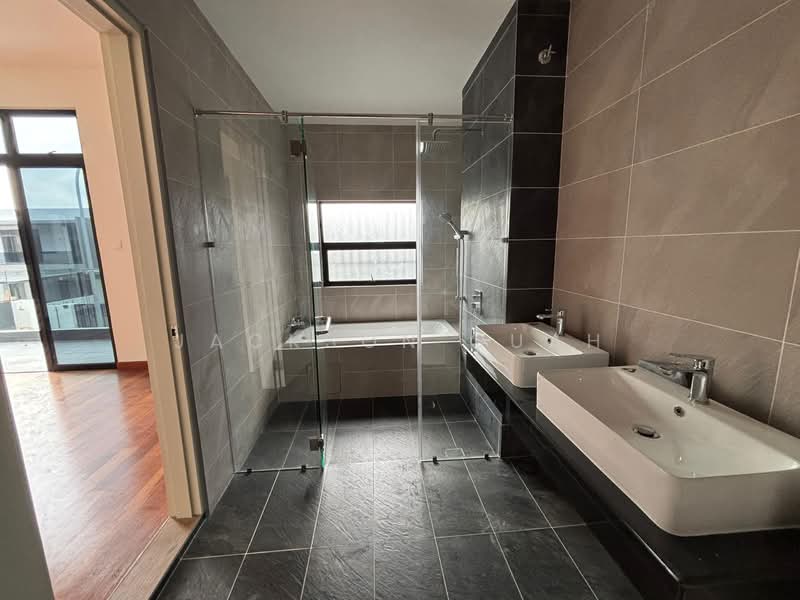 Rumah Berkembar untuk Dijual di Taman Sutera Utama (Skudai) - Jackson Quah - PropertyGuru.com.my