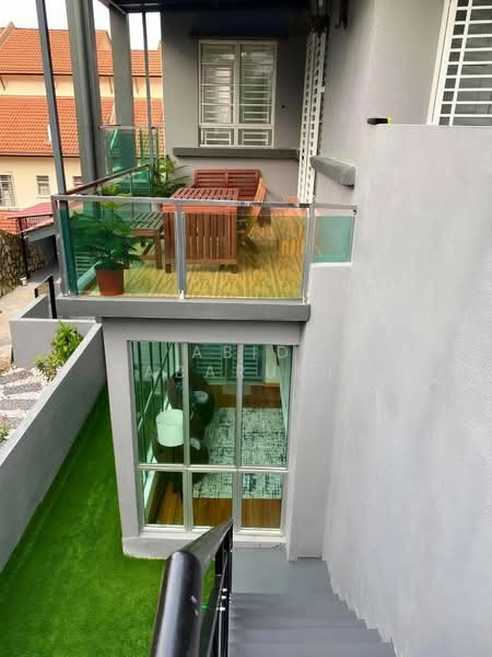 3-storey Terraced House for Sale in Ukay Perdana (Ulu Kelang) - Abid Sabarudin - Balcony - PropertyGuru.com.my