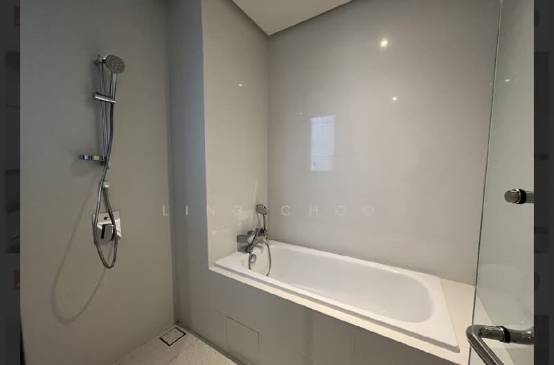 Service Residence for Rent at Oxford Residences @ Pavilion Embassy - Ling Choo - Bathroom - PropertyGuru.com.my