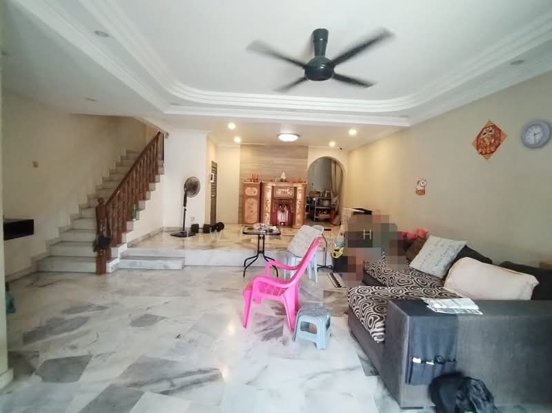 2-storey Terraced House for Sale in Bandar Country Homes (Rawang) - Elwin Mah - Living Room - PropertyGuru.com.my