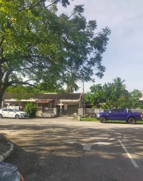 Rumah Teres 2 Tingkat untuk Disewa di Taman Puchong Indah (Puchong) - Levis Chan - Exterior - PropertyGuru.com.my