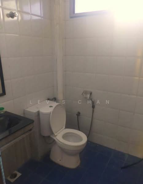 Rumah Teres 2 Tingkat untuk Disewa di Taman Puchong Indah (Puchong) - Levis Chan - Bathroom - PropertyGuru.com.my