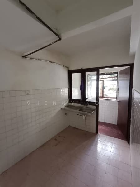 Flat for Sale at Taman Pandan Jaya - Shenny Kow - Kitchen - PropertyGuru.com.my