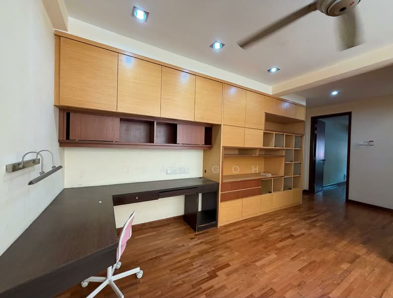 Rumah Teres 3 Tingkat untuk Dijual di Taman Desa Green (Jelutong) - Qyan Goh - Study - PropertyGuru.com.my