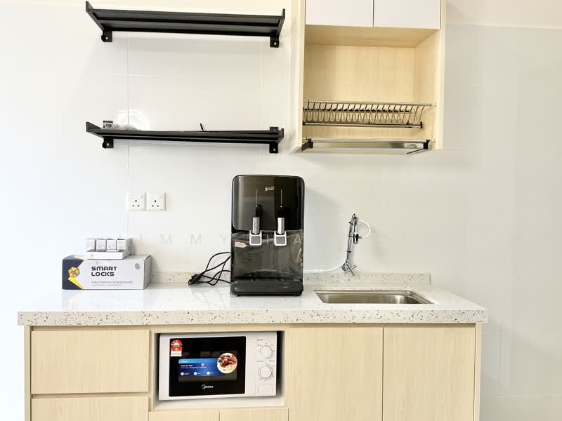 Servis Apartment untuk Disewa di 121 Residences - Jimmy Haryzul - Kitchen - PropertyGuru.com.my
