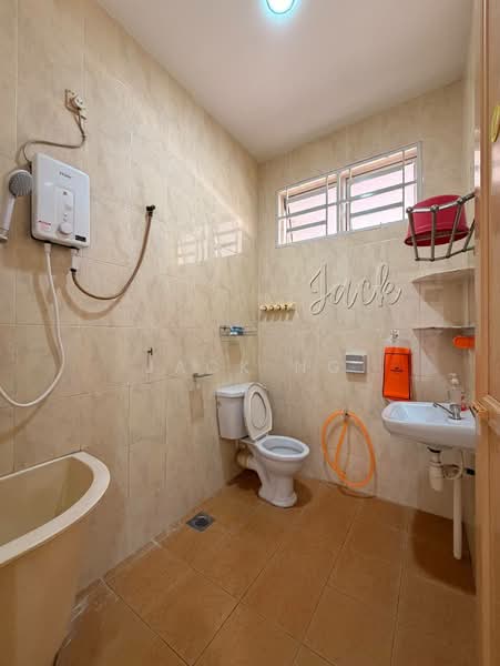 Rumah Teres 2 Tingkat untuk Disewa di Alma (Bukit Mertajam) - Jack Ng - Bathroom - PropertyGuru.com.my