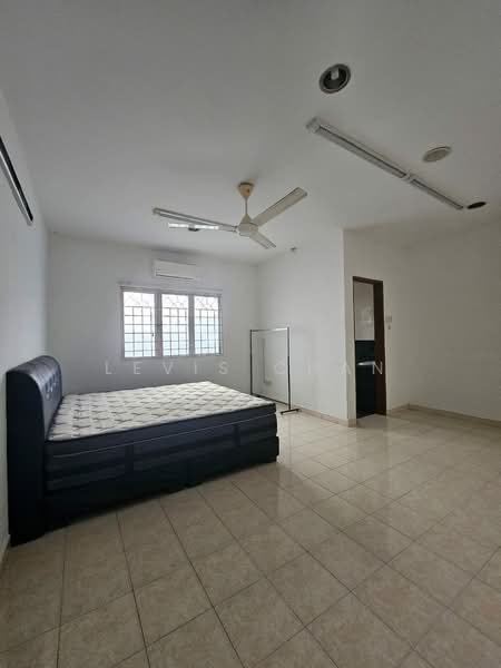 Zero-Lot Bungalow for Rent in Titiwangsa (Kuala Lumpur) - Levis Chan - Bedroom - PropertyGuru.com.my