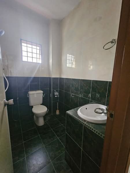 Zero-Lot Bungalow for Rent in Titiwangsa (Kuala Lumpur) - Levis Chan - Bathroom - PropertyGuru.com.my