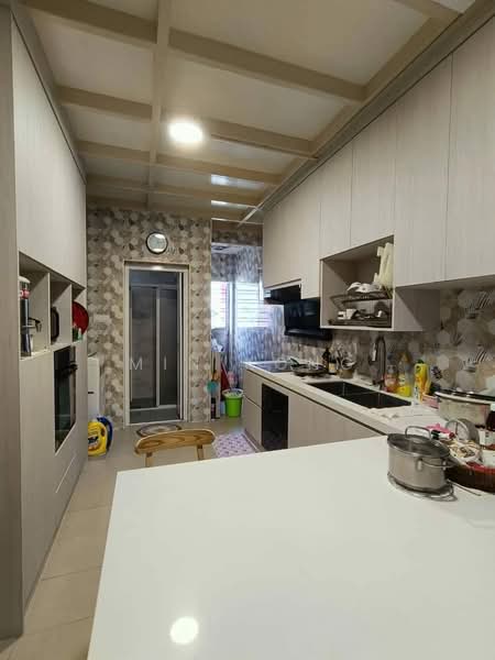 1-storey Terraced House for Sale in Bandar Baru Permas Jaya (Permas Jaya) - Min Kong - Kitchen - PropertyGuru.com.my